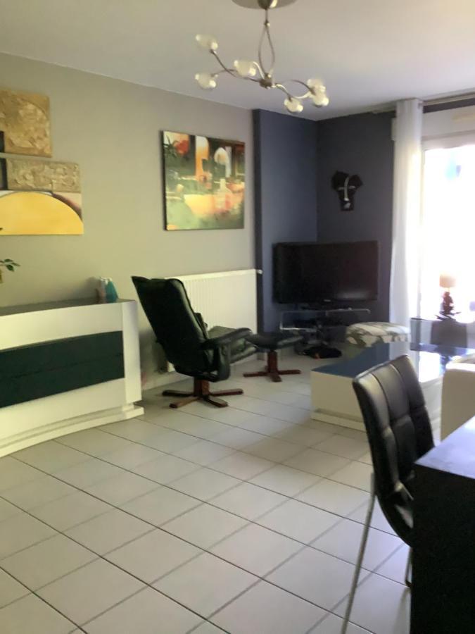 Bayonne Appartement 63M2 Avec Terrase Parking Wifi Екстериор снимка